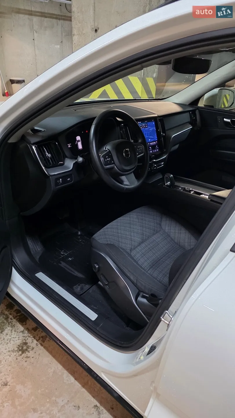 2022 Volvo XC60 - мініатюра 14