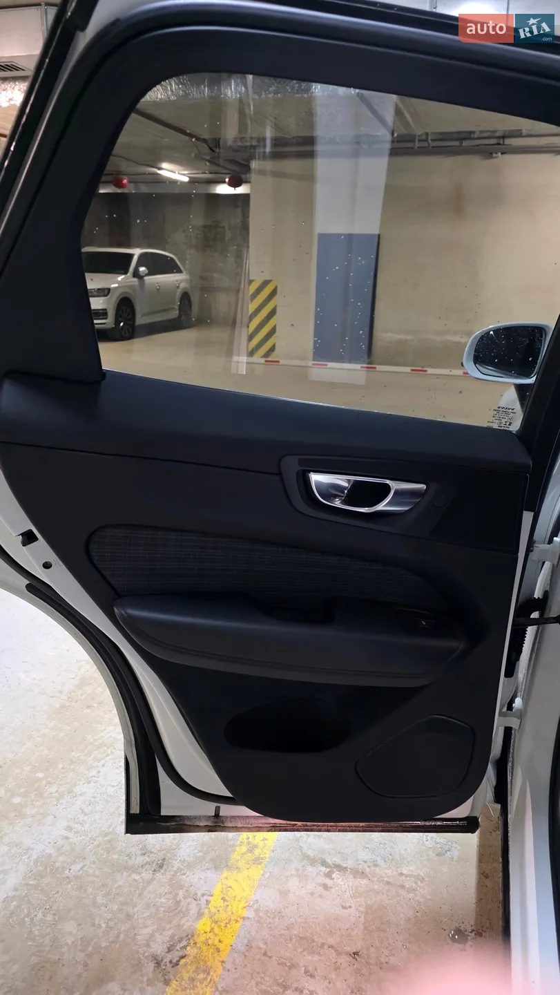 2022 Volvo XC60 - мініатюра 17