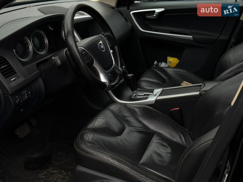 Внедорожник / Кроссовер Volvo XC60 2010 в Киеве фото 9 Внедорожник / Кроссовер Volvo XC60 2010 в Киеве