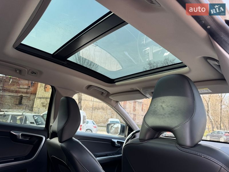 Внедорожник / Кроссовер Volvo XC60 2017 в Бережанах фото 4 Внедорожник / Кроссовер Volvo XC60 2017 в Бережанах