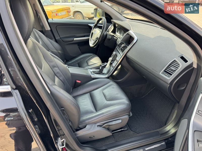 Внедорожник / Кроссовер Volvo XC60 2017 в Бережанах фото 24 Внедорожник / Кроссовер Volvo XC60 2017 в Бережанах