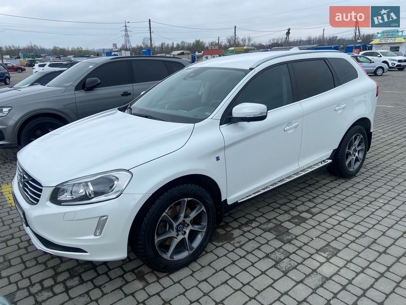 Позашляховик / Кросовер Volvo XC60 2014 в Чернівцях