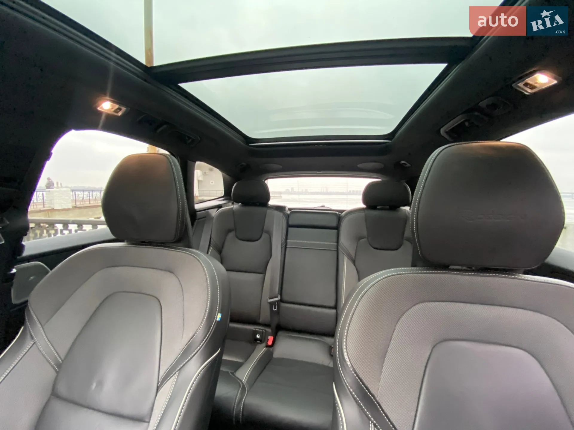 2020 Volvo XC60 - мініатюра 18