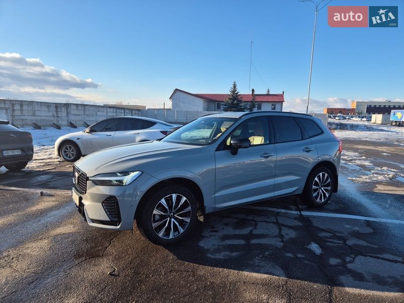 Volvo XC60 2023