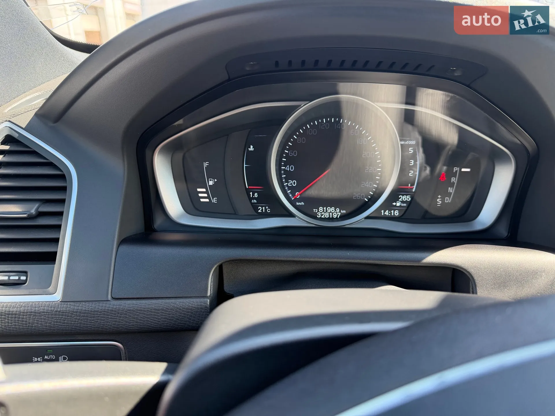 2015 Volvo XC60 - мініатюра 10