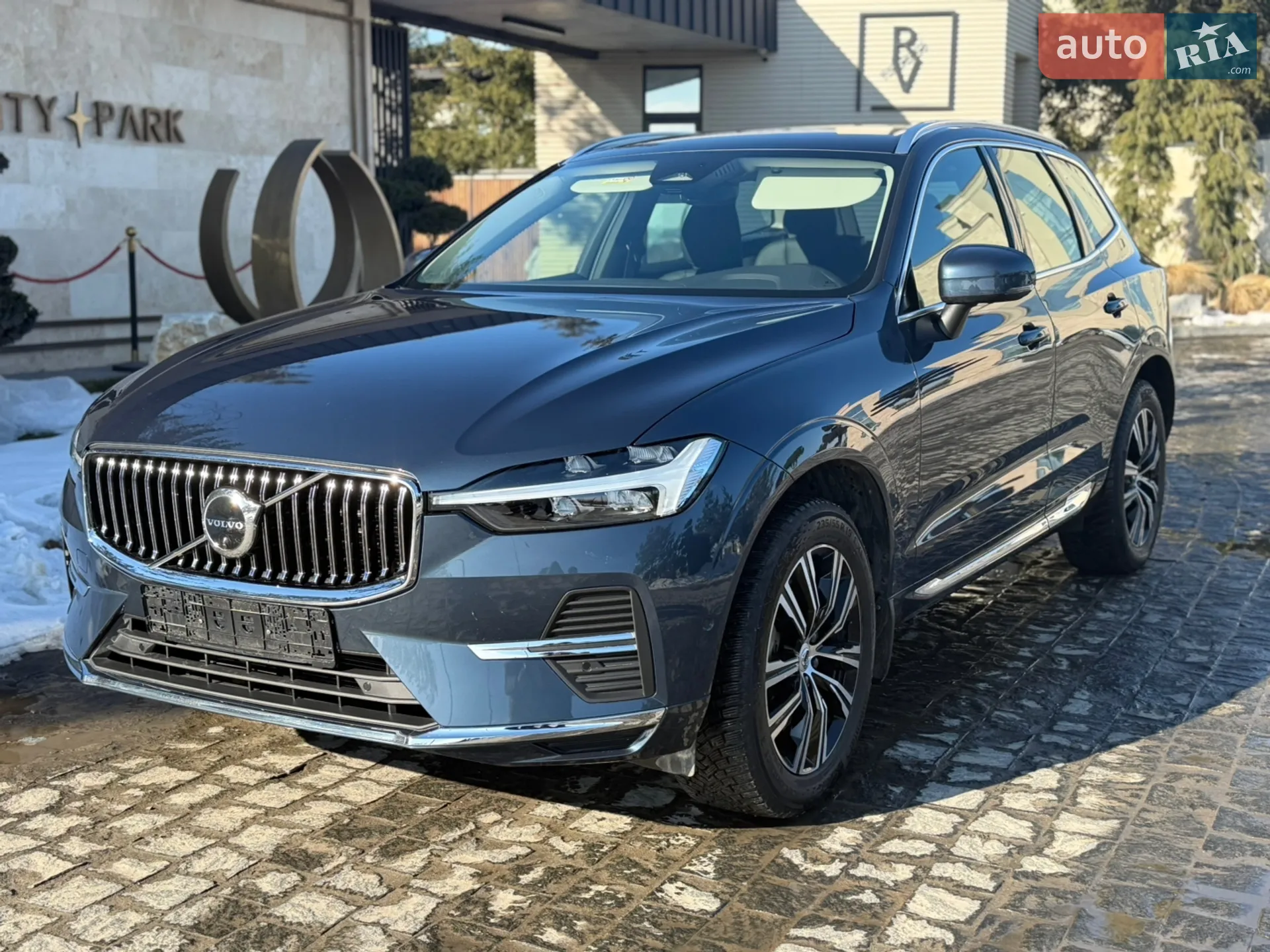 2021 Volvo XC60 - мініатюра 9