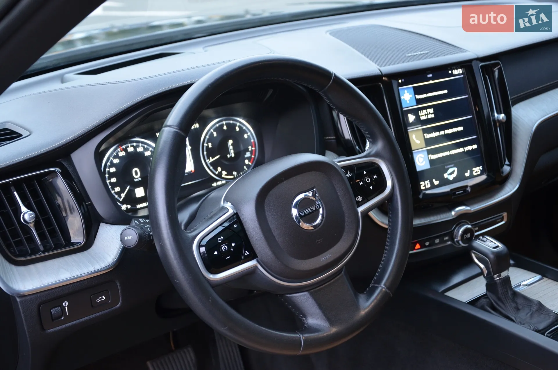 2018 Volvo XC60 - мініатюра 26