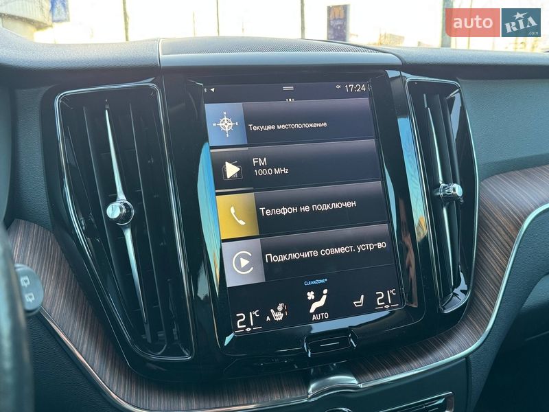 Внедорожник / Кроссовер Volvo XC60 2017 в Киеве