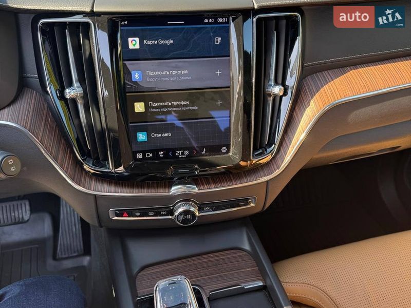 Позашляховик / Кросовер Volvo XC60 2021 в Києві
