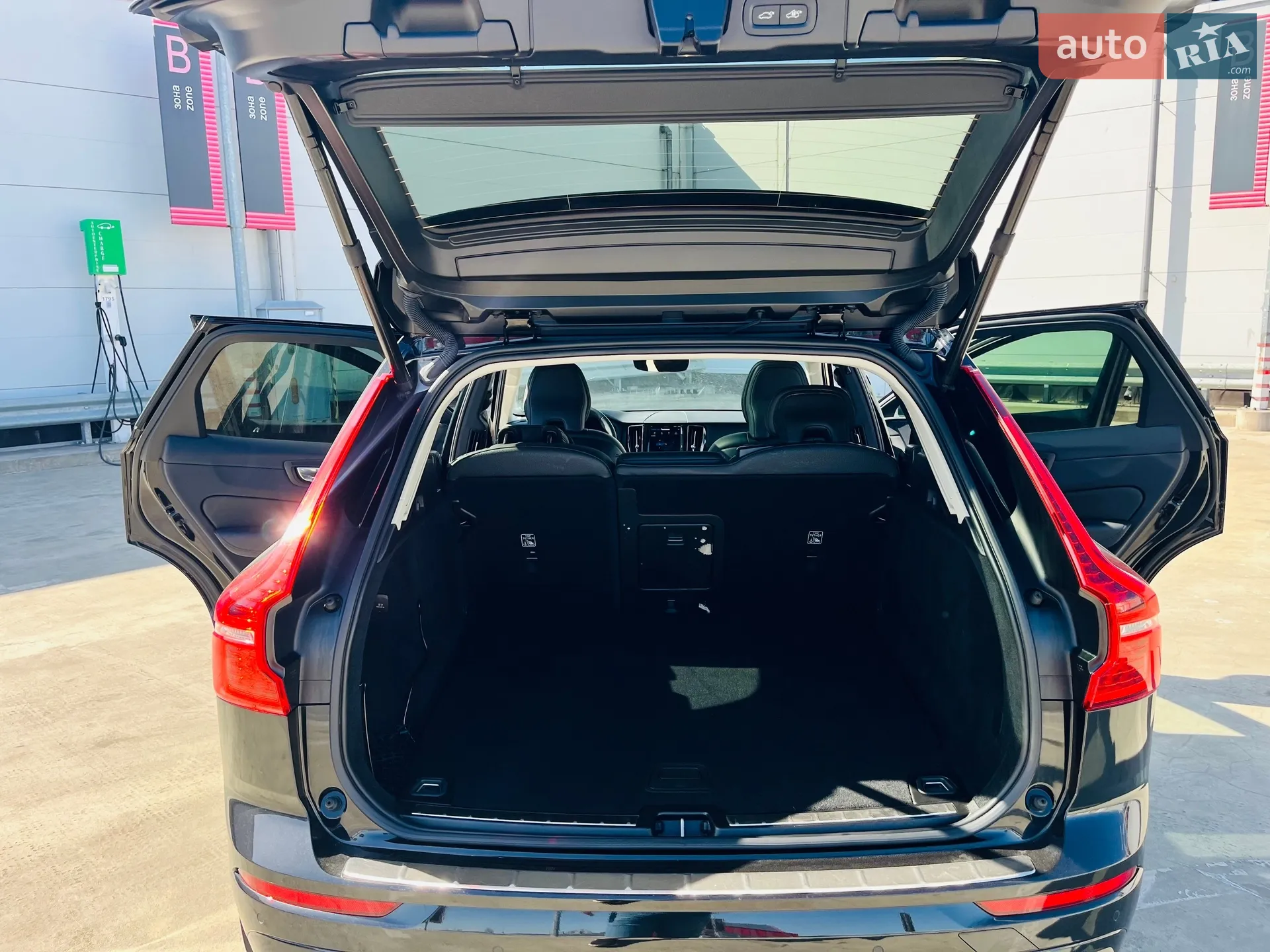 2024 Volvo XC60 - мініатюра 34