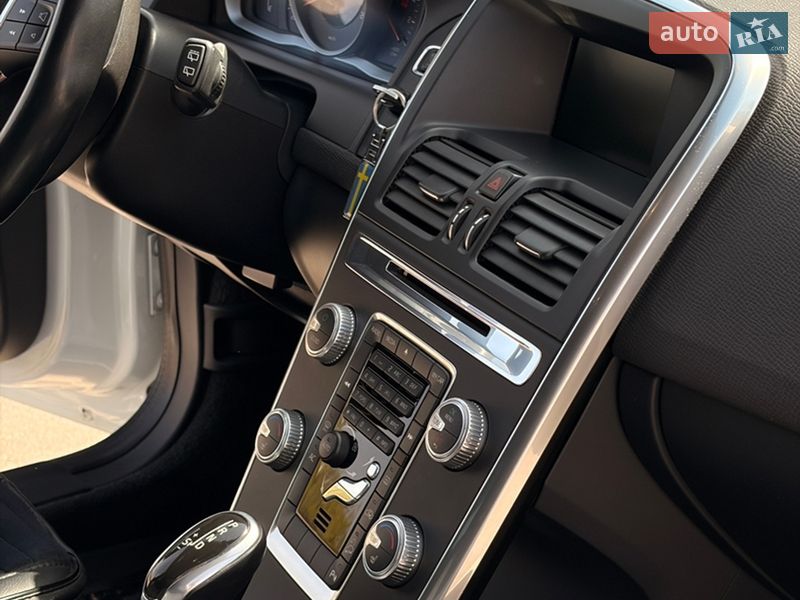 Позашляховик / Кросовер Volvo XC60 2014 в Херсоні