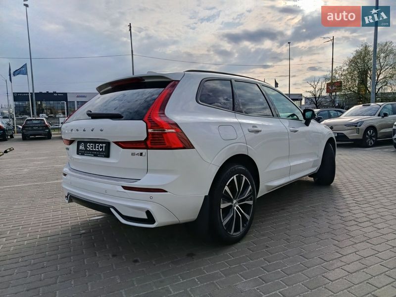 Позашляховик / Кросовер Volvo XC60 2022 в Києві