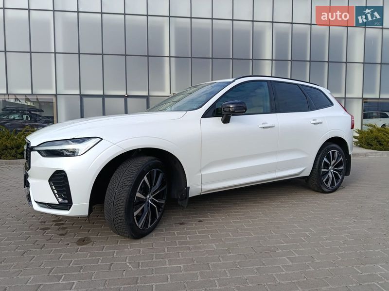 Позашляховик / Кросовер Volvo XC60 2022 в Києві