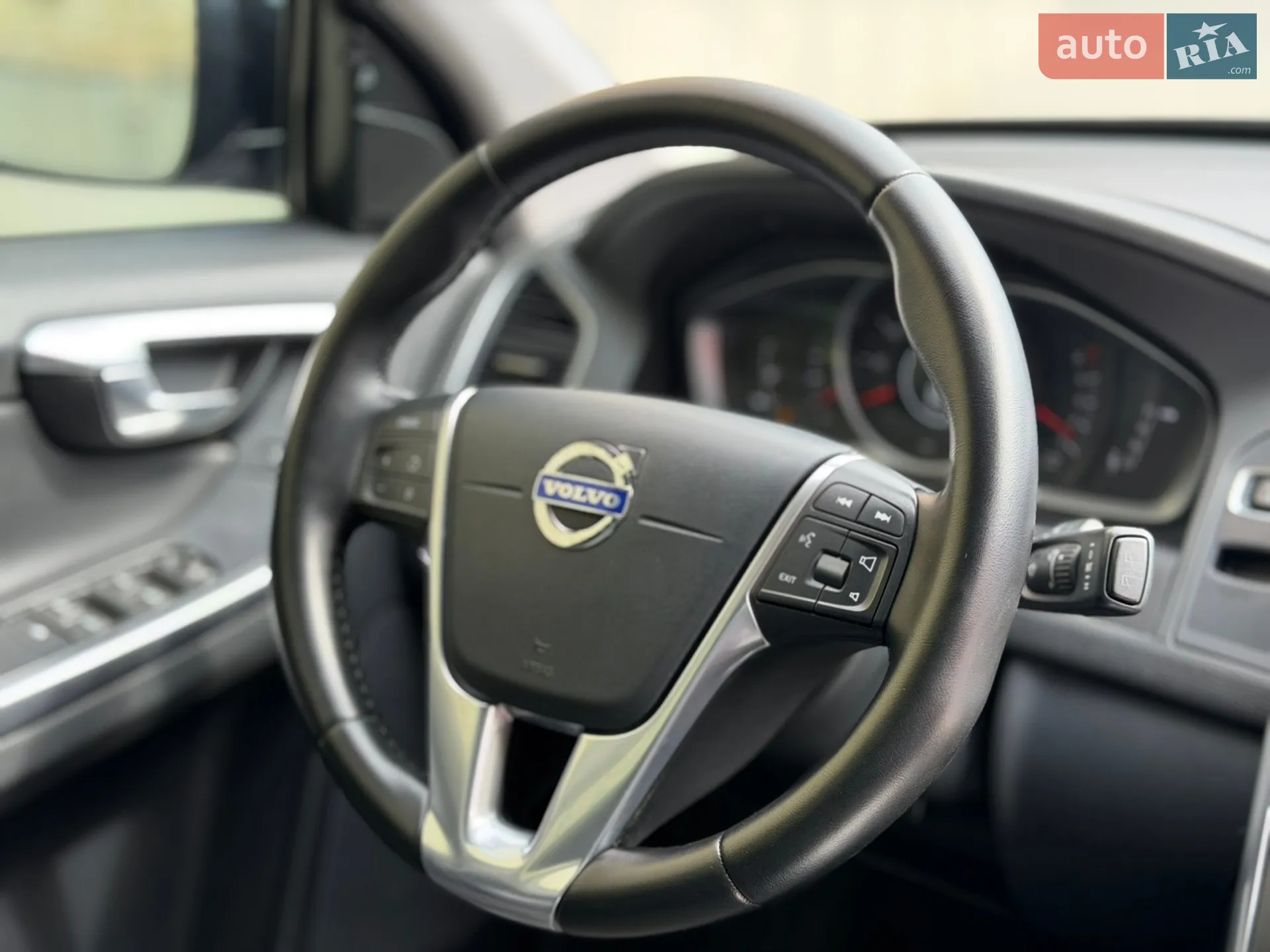 2015 Volvo XC60 - мініатюра 11