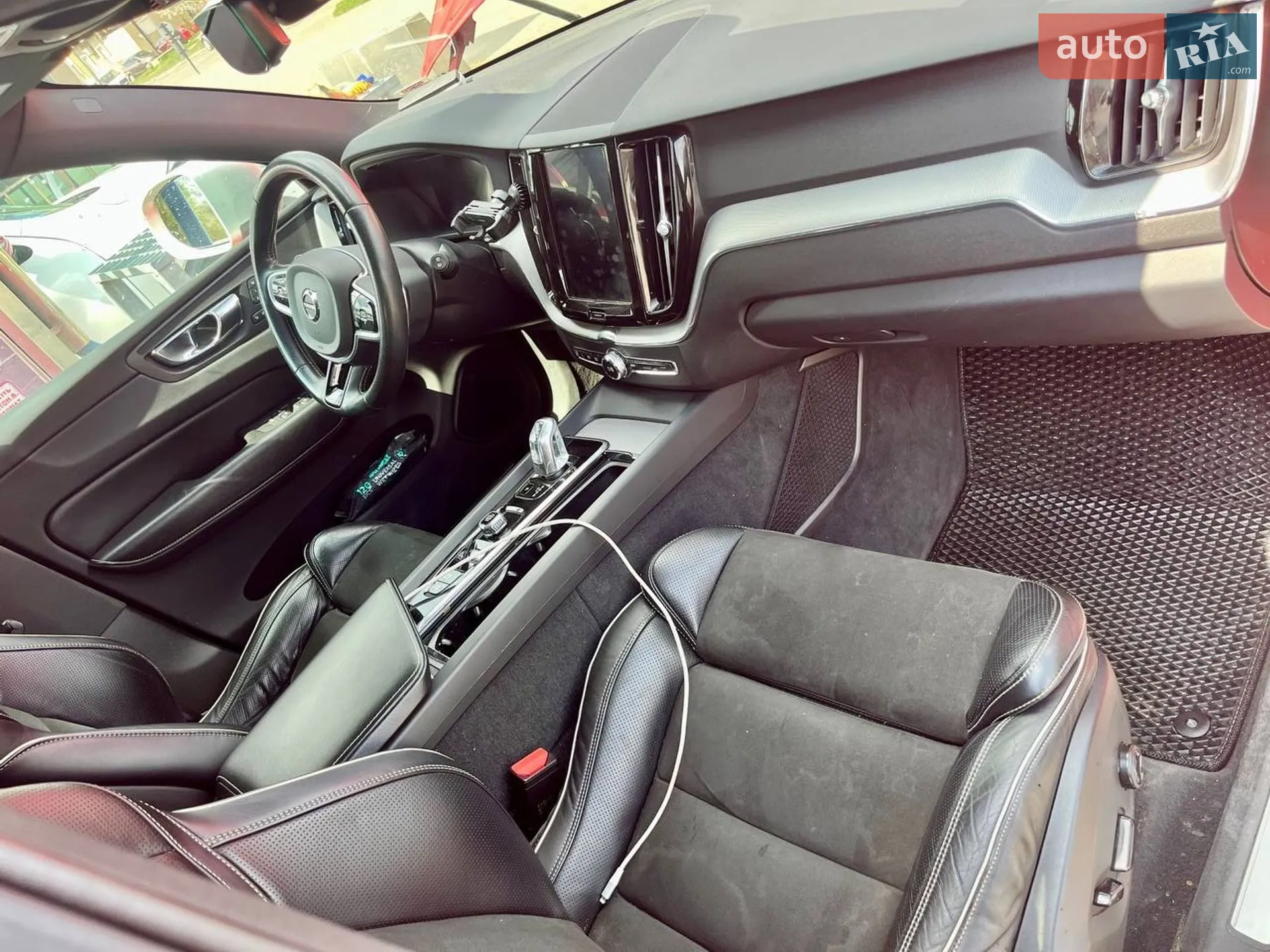 2017 Volvo XC60 - мініатюра 7