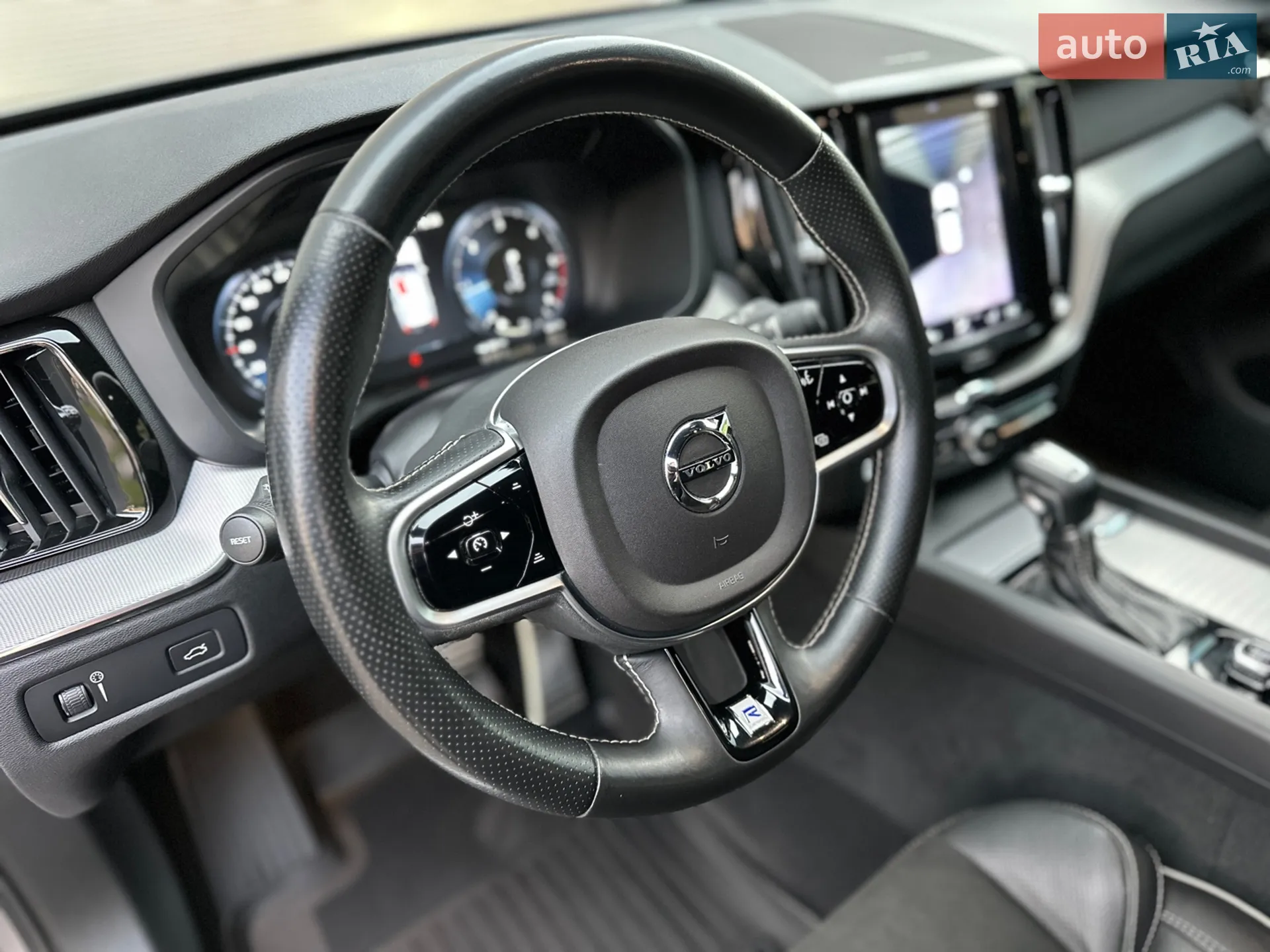 2018 Volvo XC60 - мініатюра 24