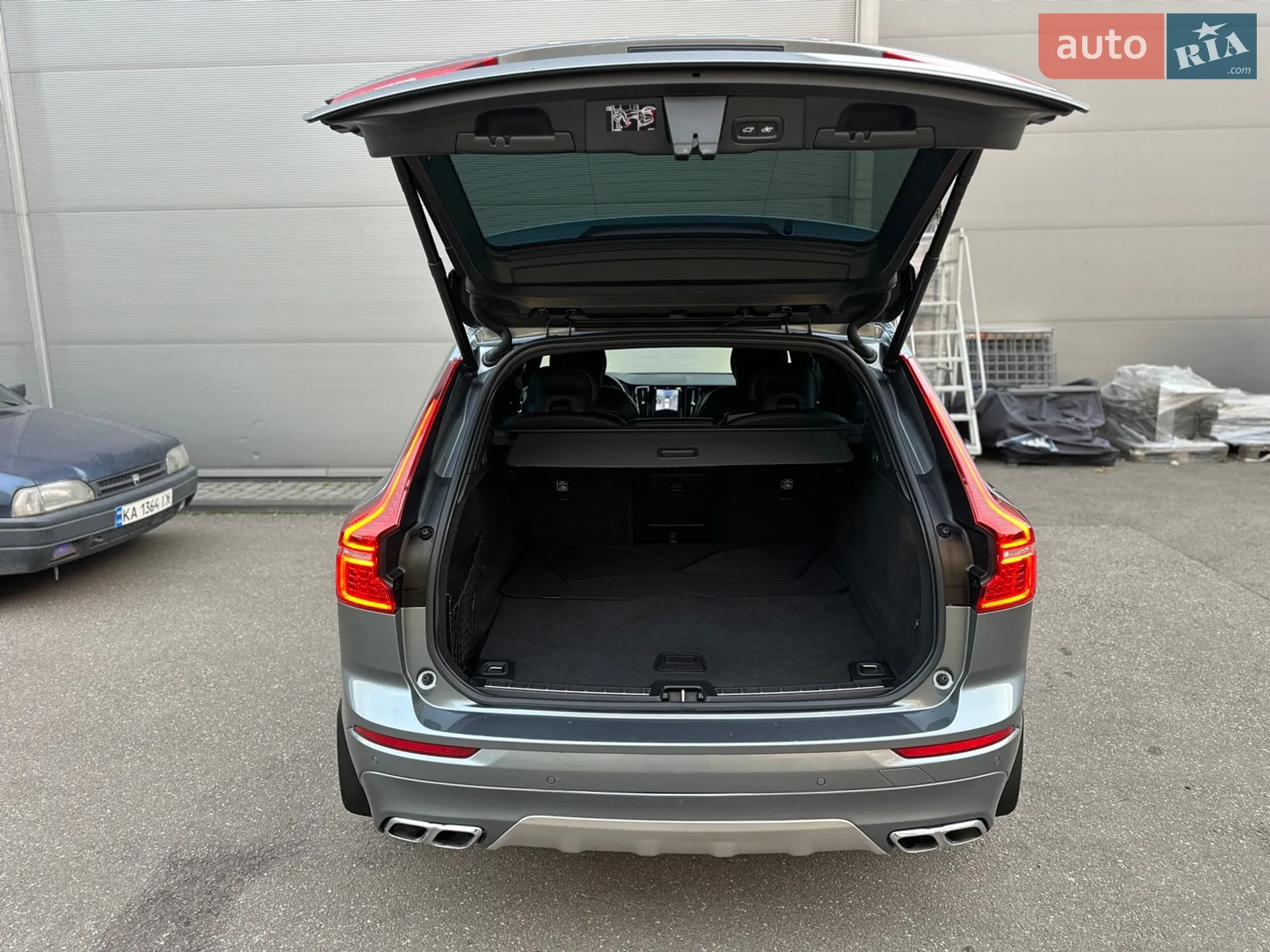 2018 Volvo XC60 - мініатюра 37