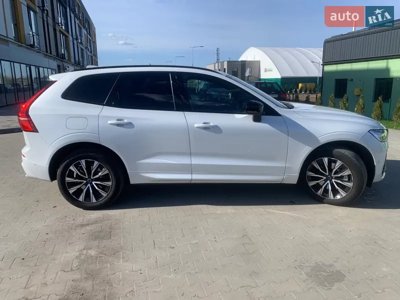 Volvo XC60 2023 VIN YV1UZK5V1P1322524 фото оголошення 5 з 75