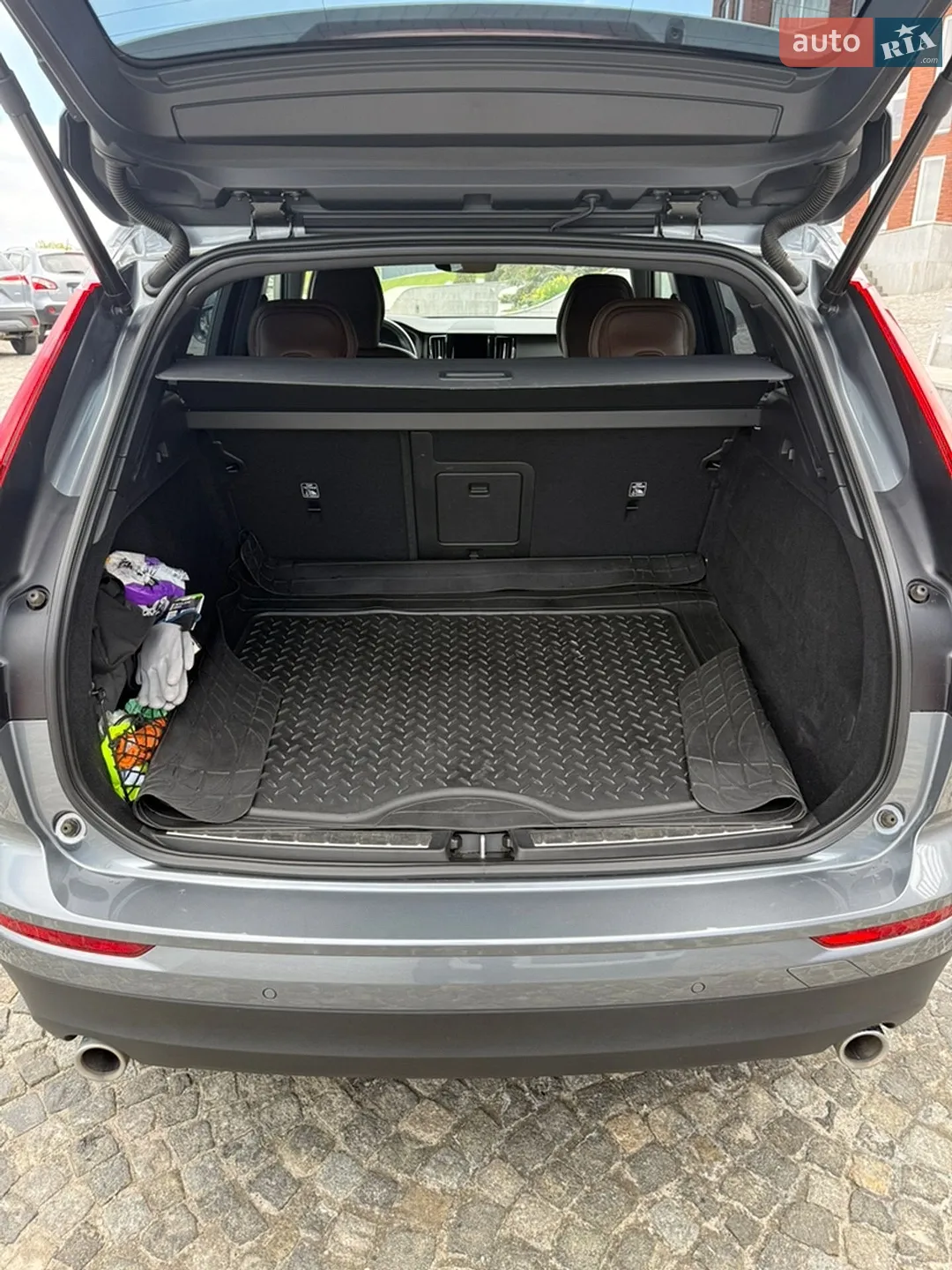 2020 Volvo XC60 - мініатюра 9