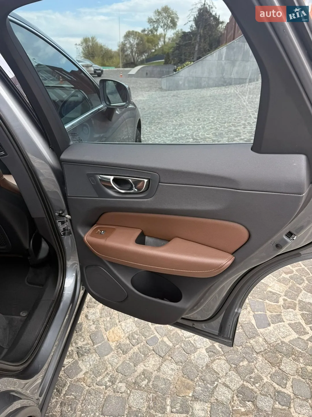 2020 Volvo XC60 - мініатюра 12