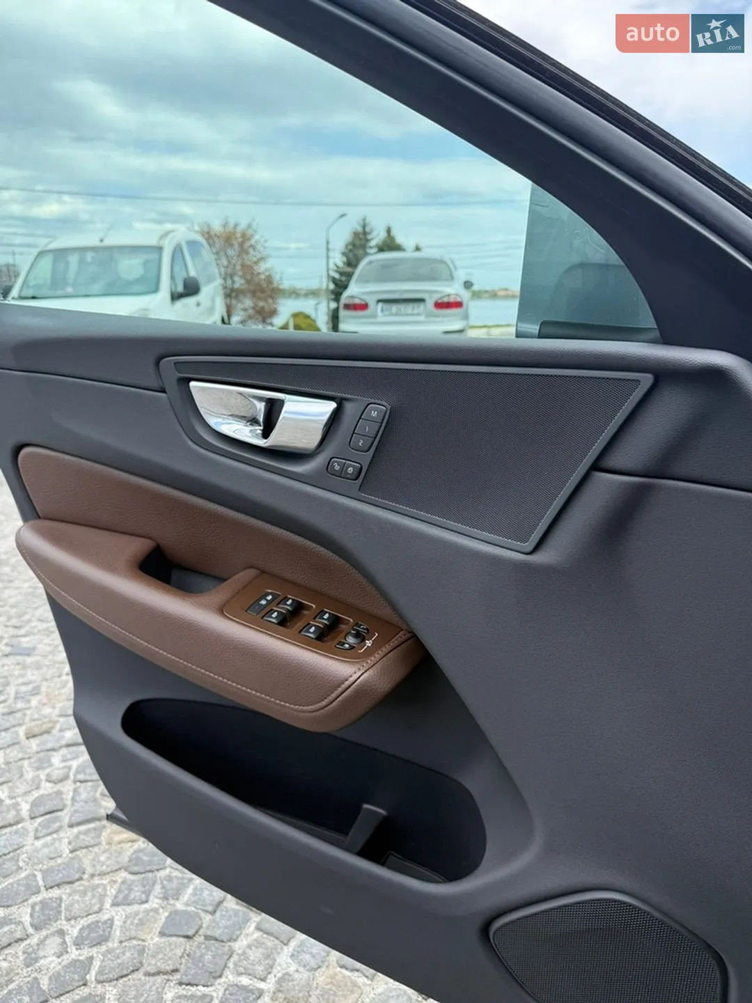 2020 Volvo XC60 - мініатюра 17