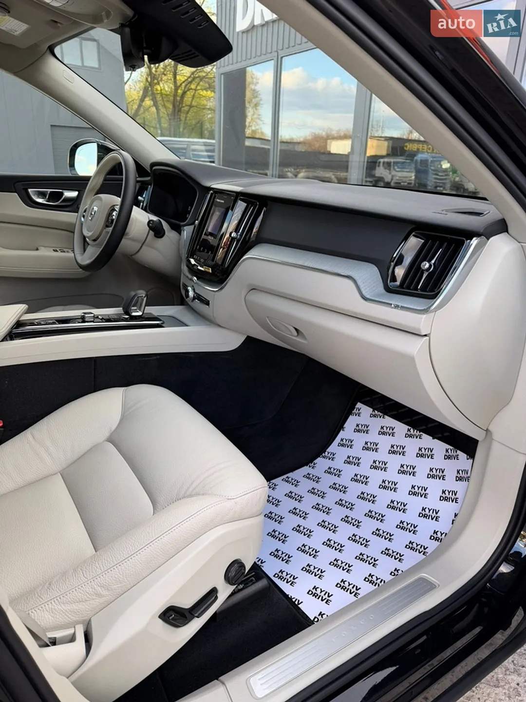 2024 Volvo XC60 - мініатюра 18