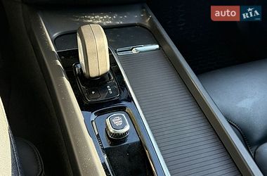 Внедорожник / Кроссовер Volvo XC60 2022 в Львове