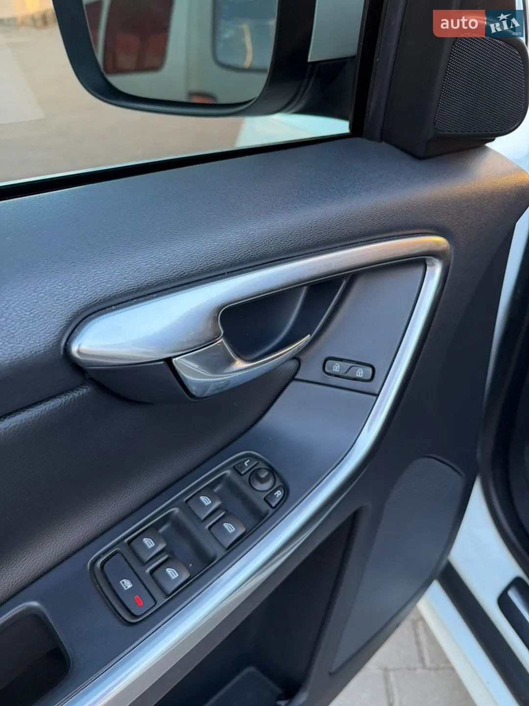 2015 Volvo XC60 - мініатюра 40