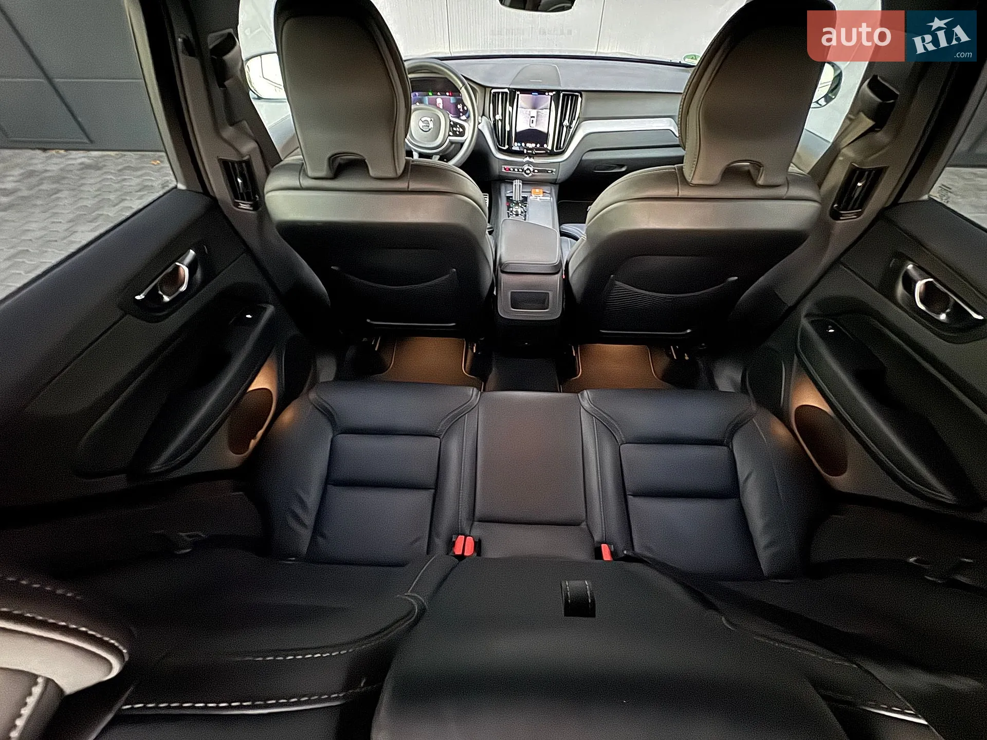 2022 Volvo XC60 - мініатюра 23