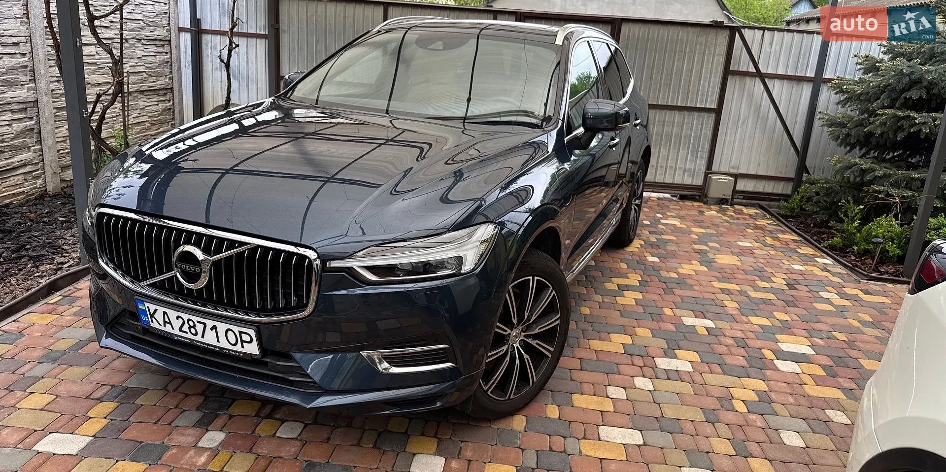 2019 Volvo XC60 - фото 1