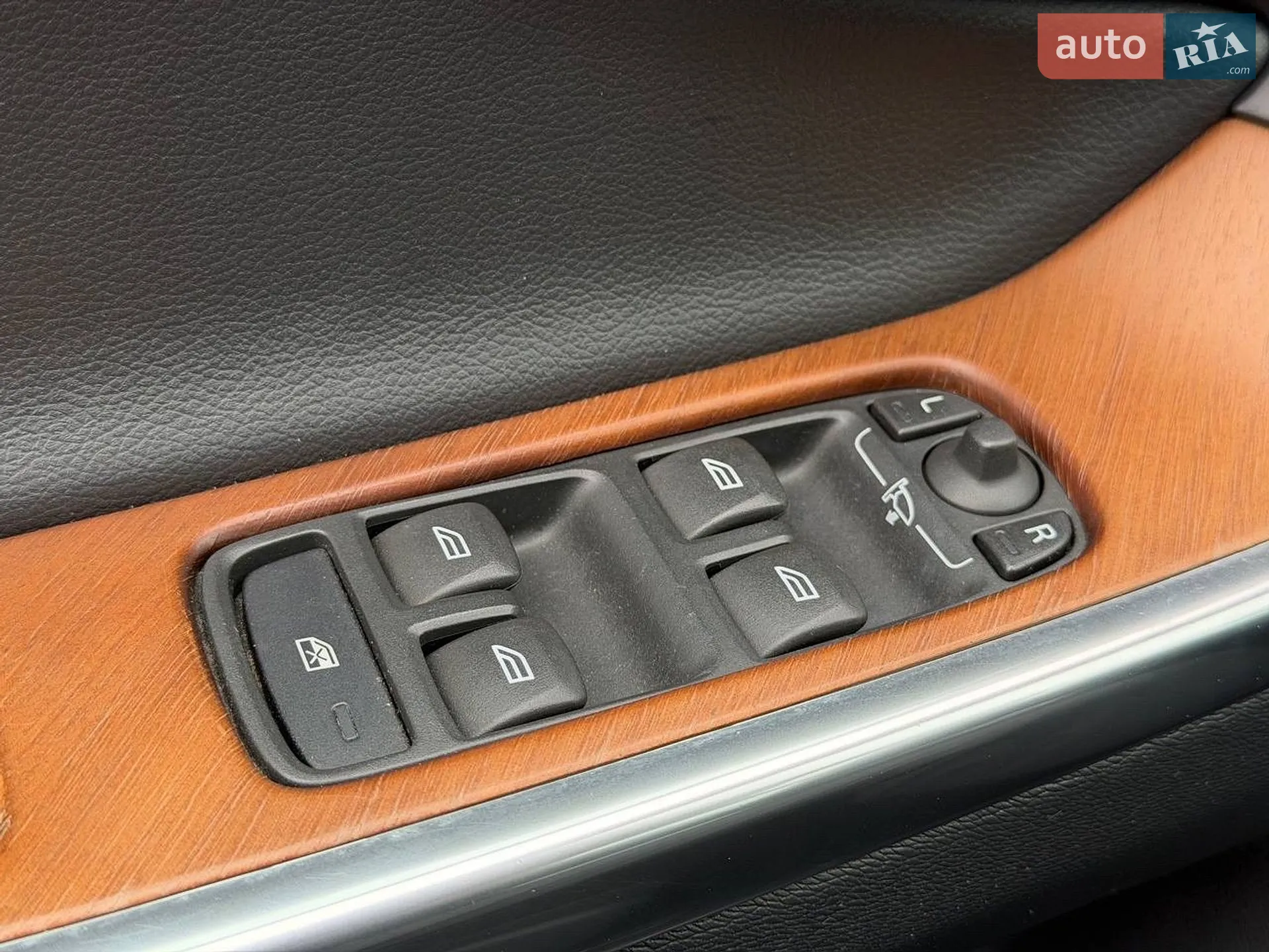2016 Volvo XC60 - мініатюра 18