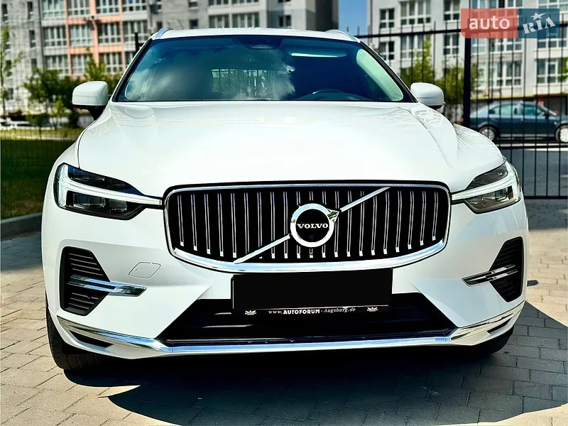 Volvo XC60 2022
