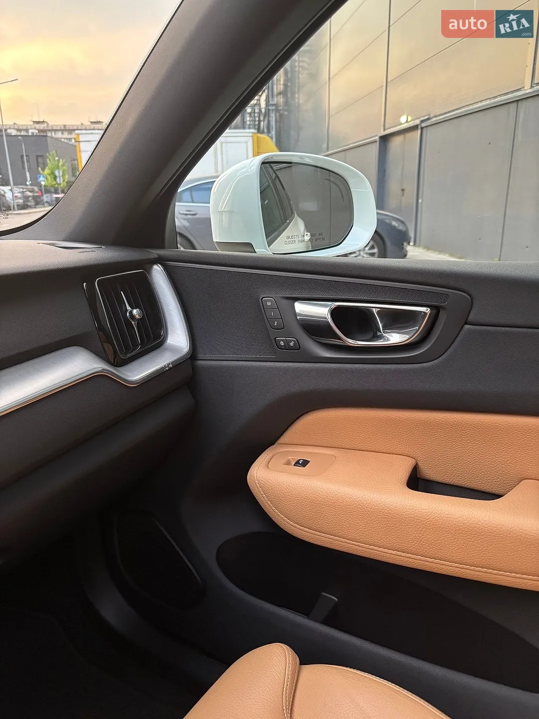 2018 Volvo XC60 - мініатюра 32