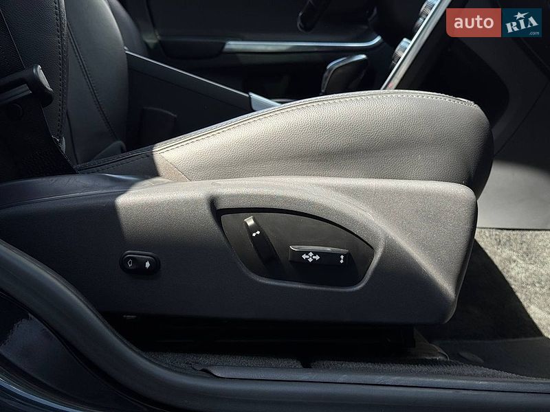 Внедорожник / Кроссовер Volvo XC60 2015 в Ровно