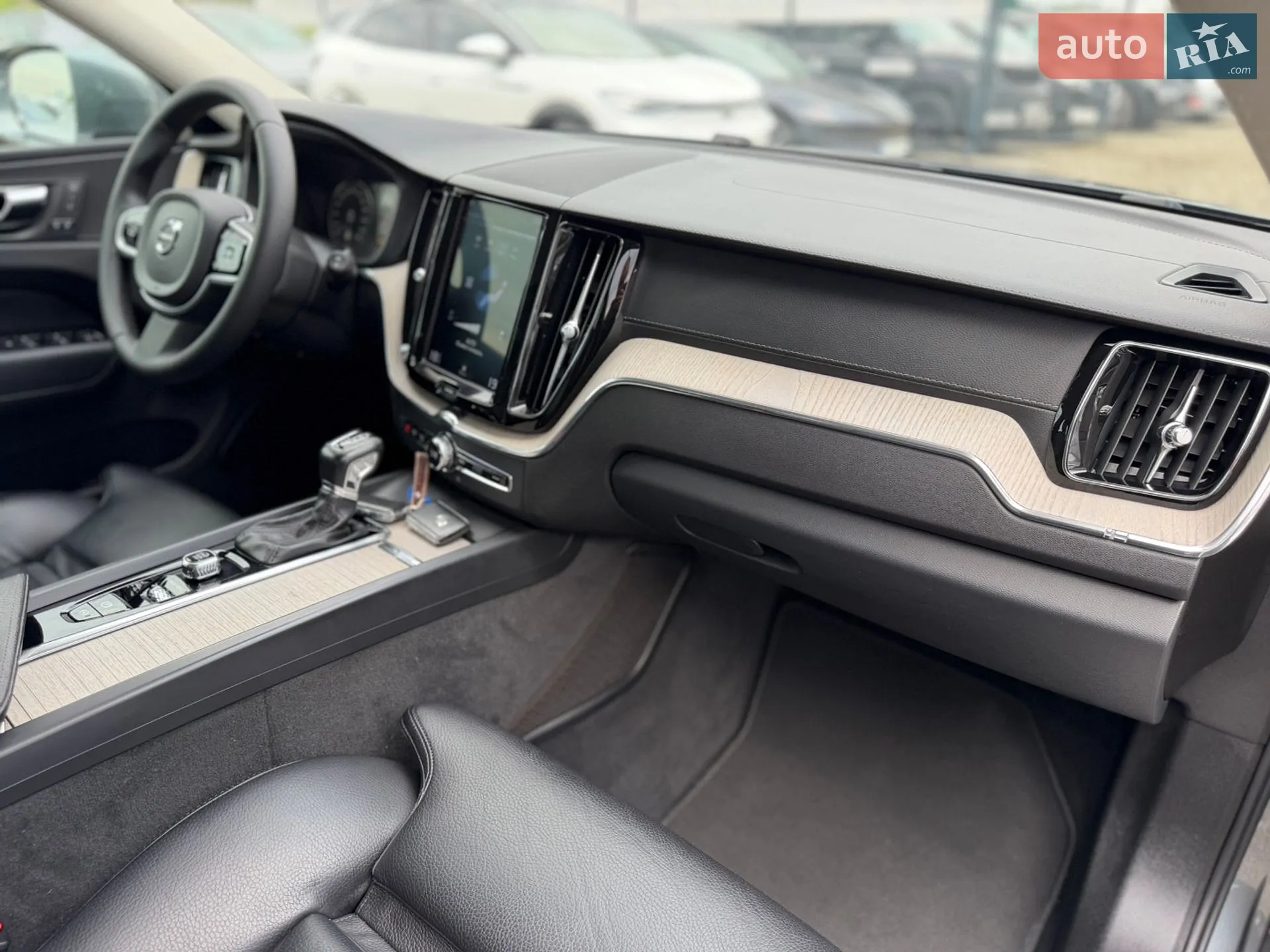 2019 Volvo XC60 - мініатюра 25