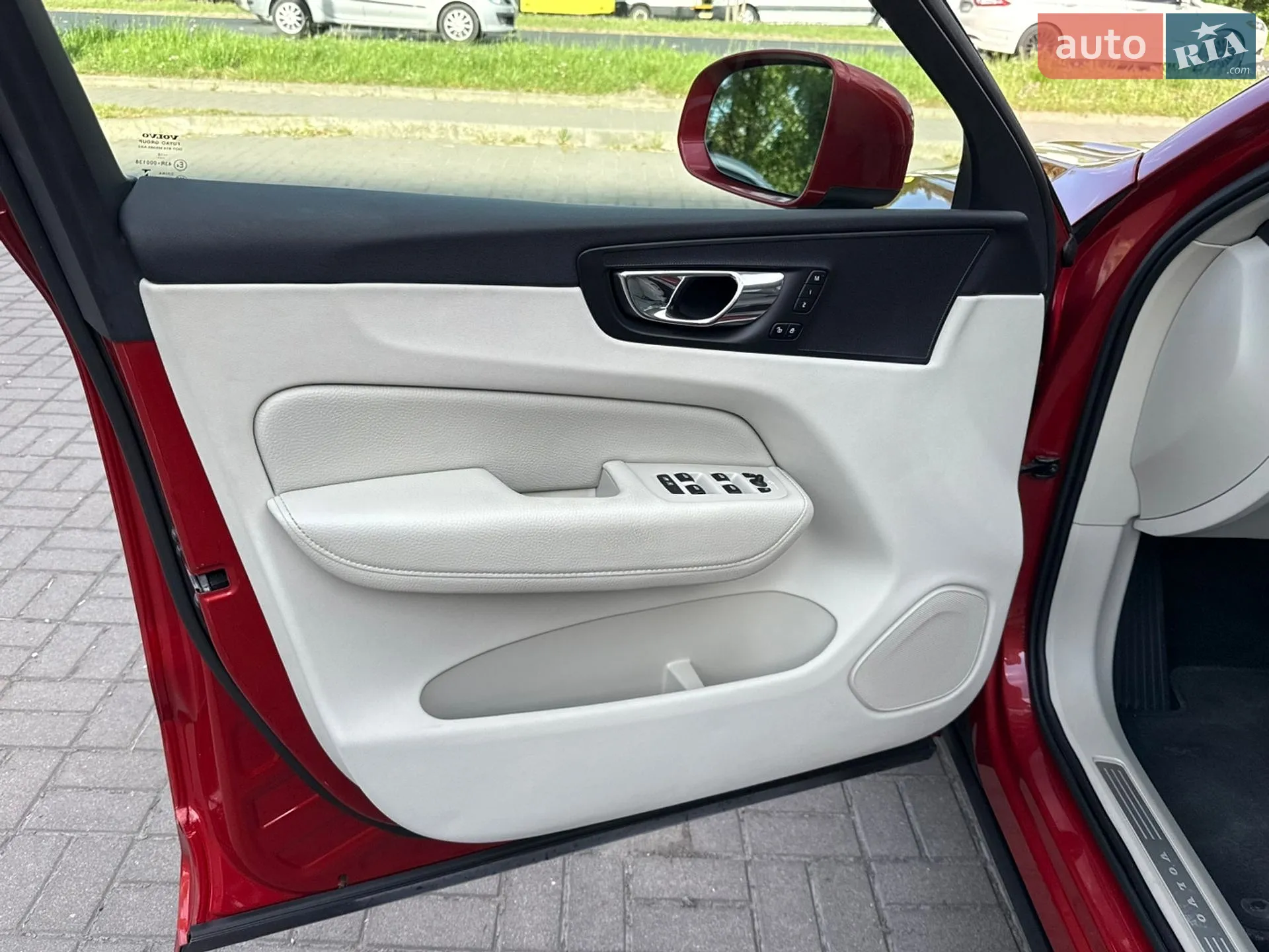 2018 Volvo XC60 - мініатюра 32