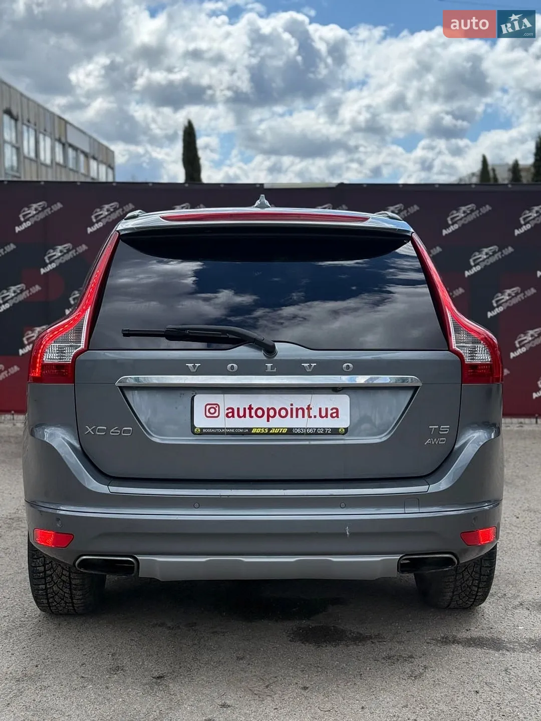 2017 Volvo XC60 - мініатюра 13