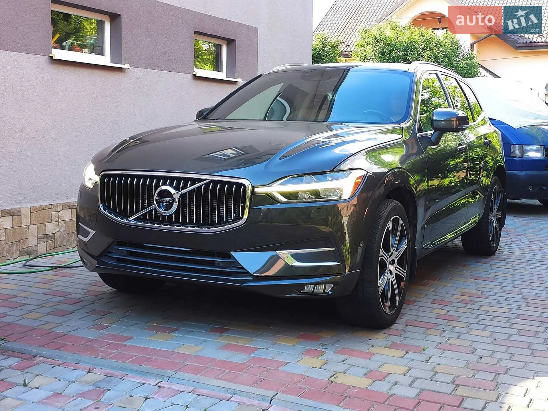 2019 Volvo XC60 - фото 1
