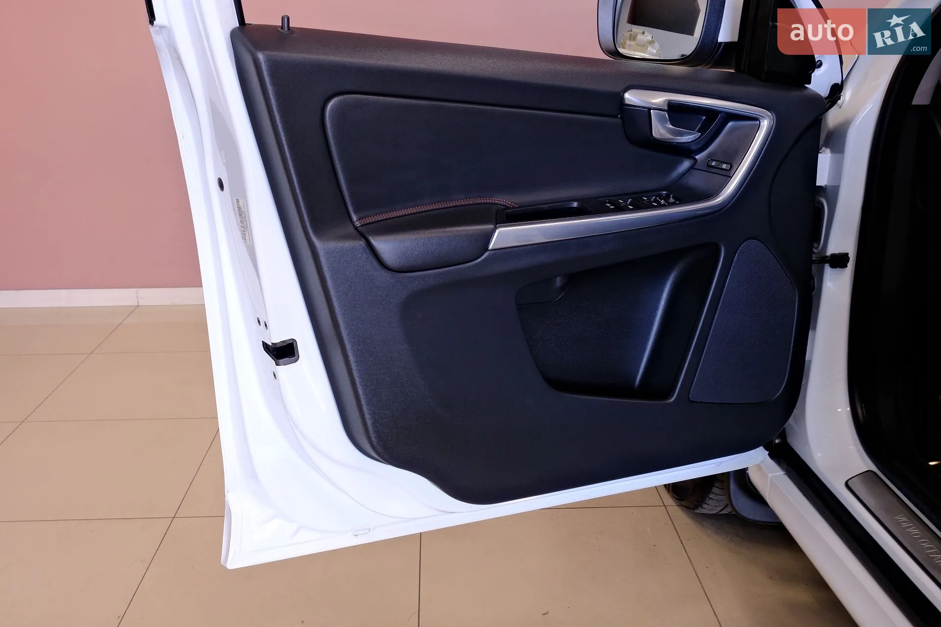 2016 Volvo XC60 - мініатюра 28