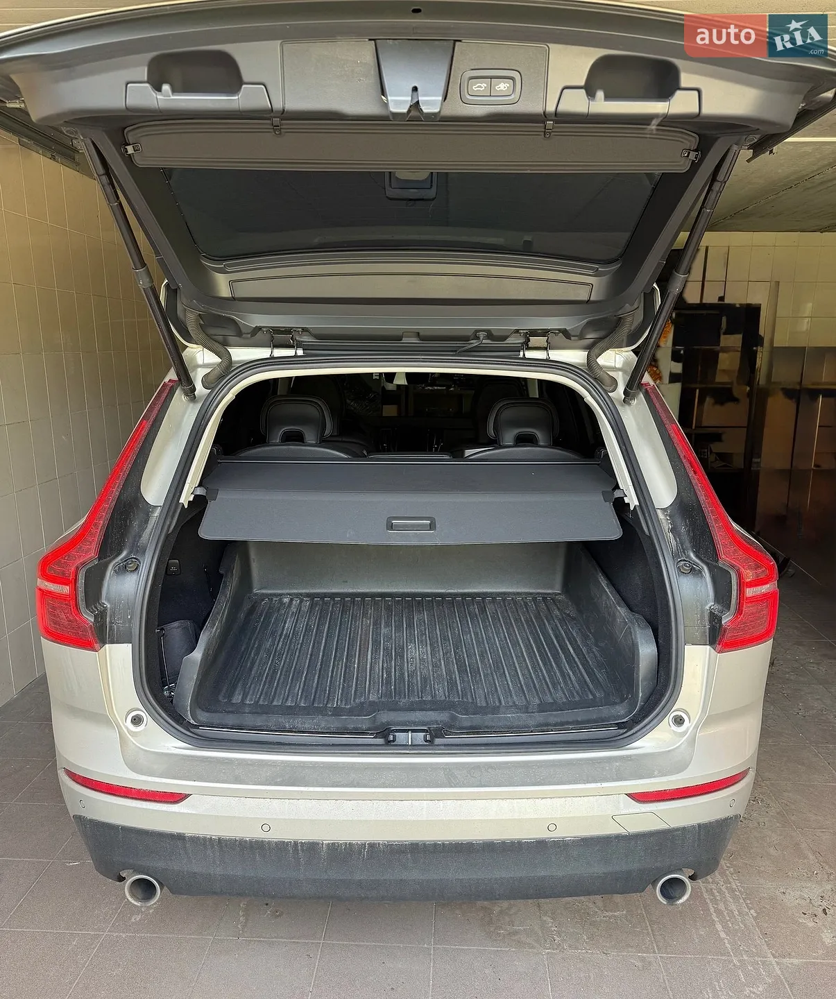 2019 Volvo XC60 - мініатюра 8