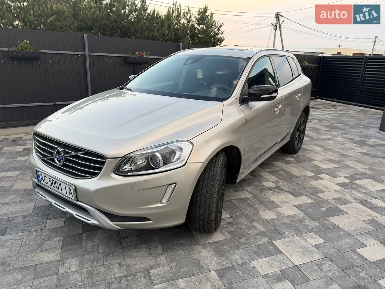 2016 Volvo XC60 - мініатюра 12