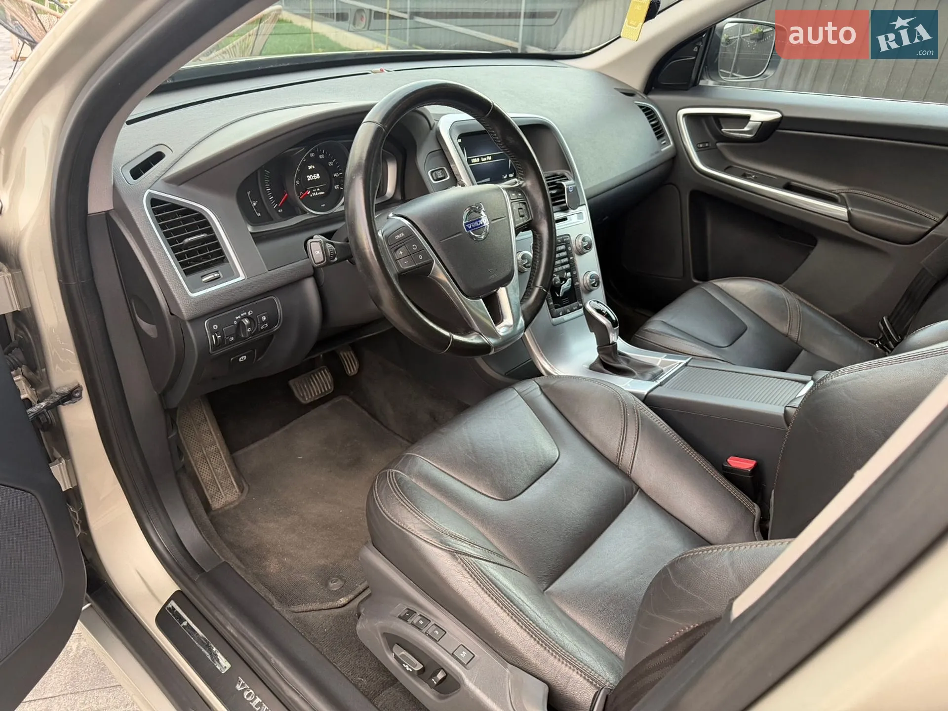 2016 Volvo XC60 - мініатюра 9