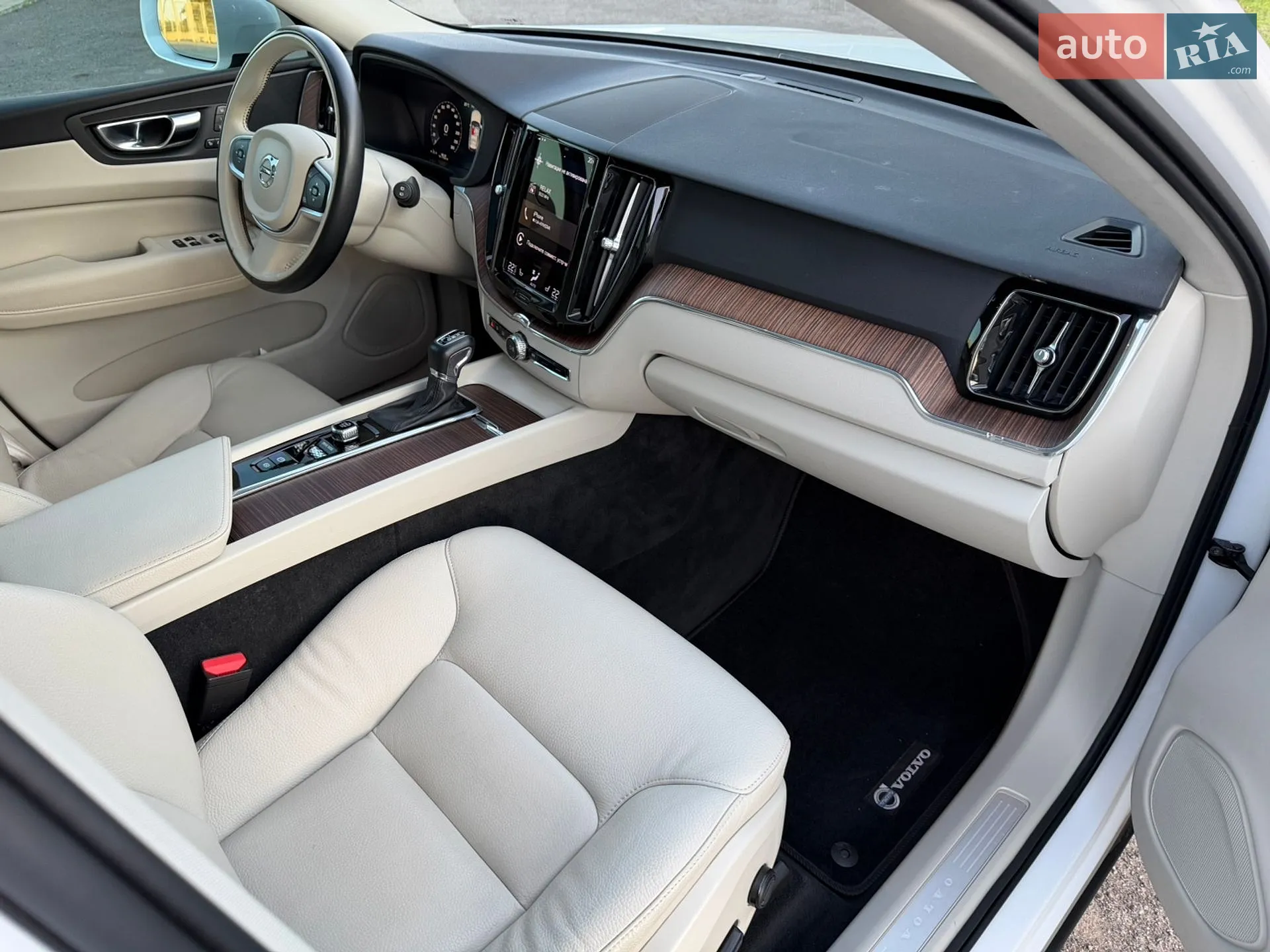 2021 Volvo XC60 - мініатюра 15