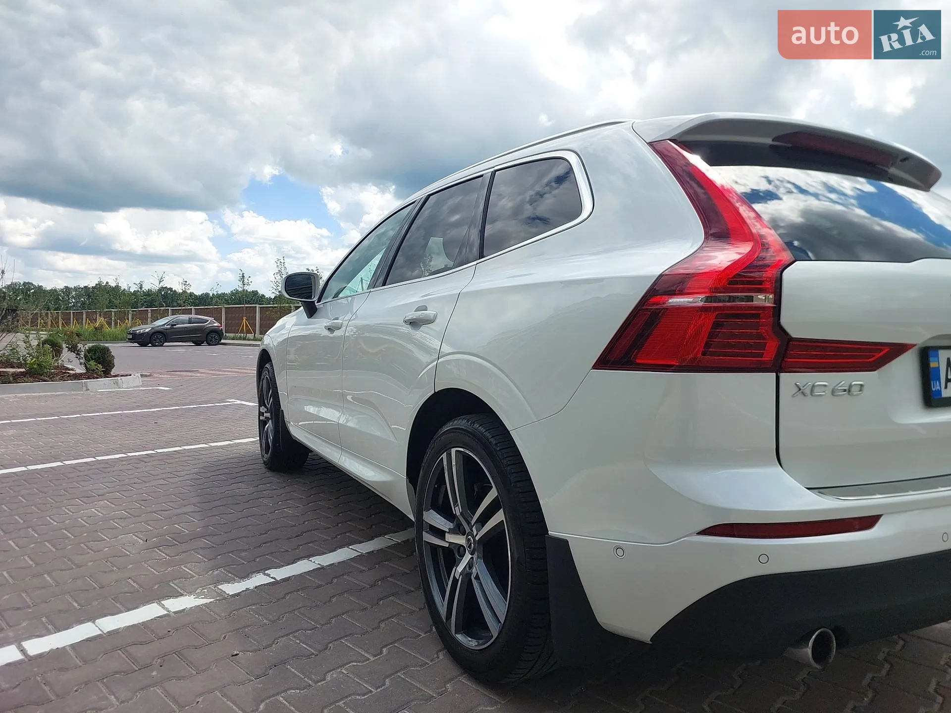 2018 Volvo XC60 - мініатюра 17