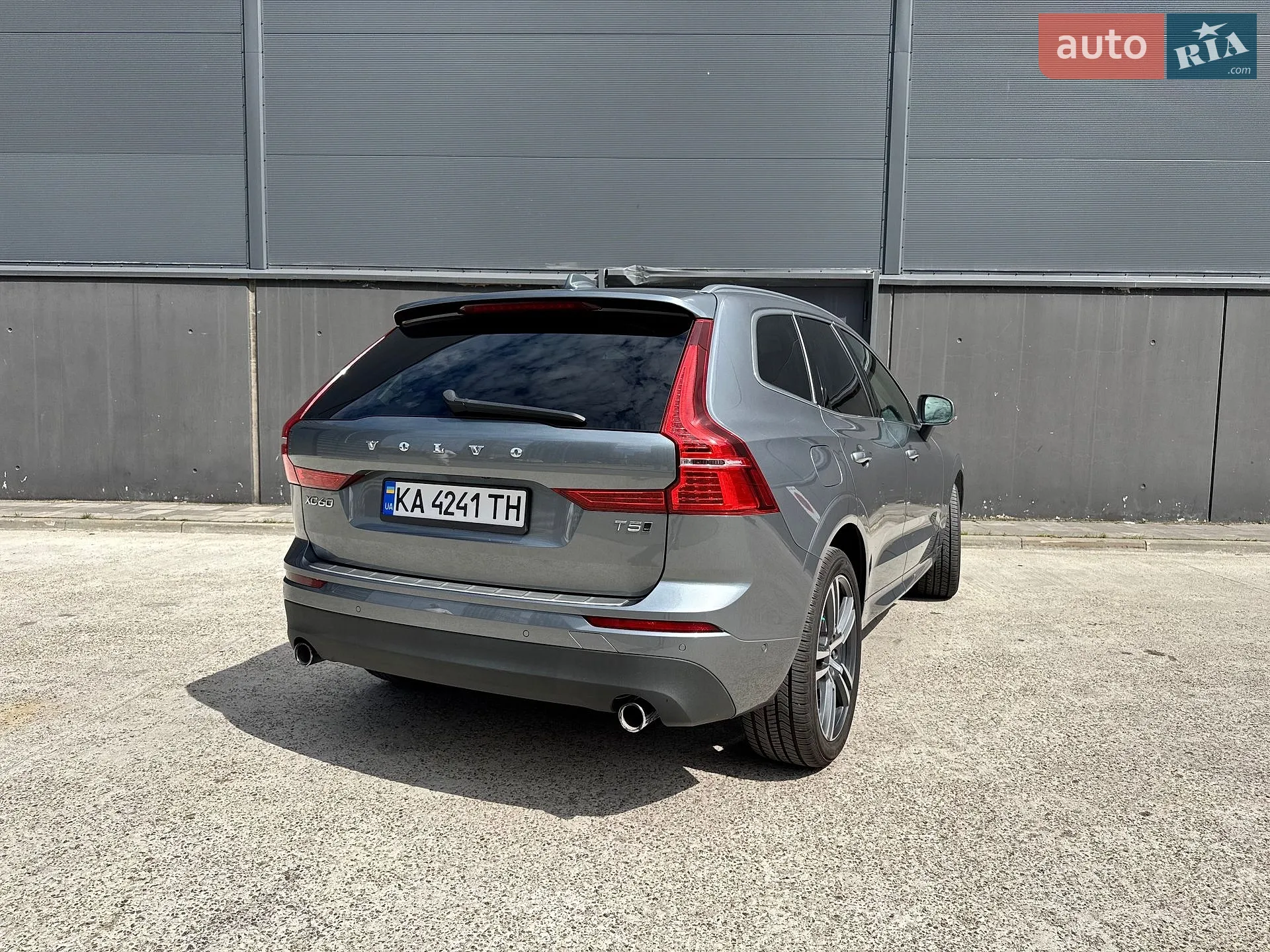 2018 Volvo XC60 - мініатюра 13