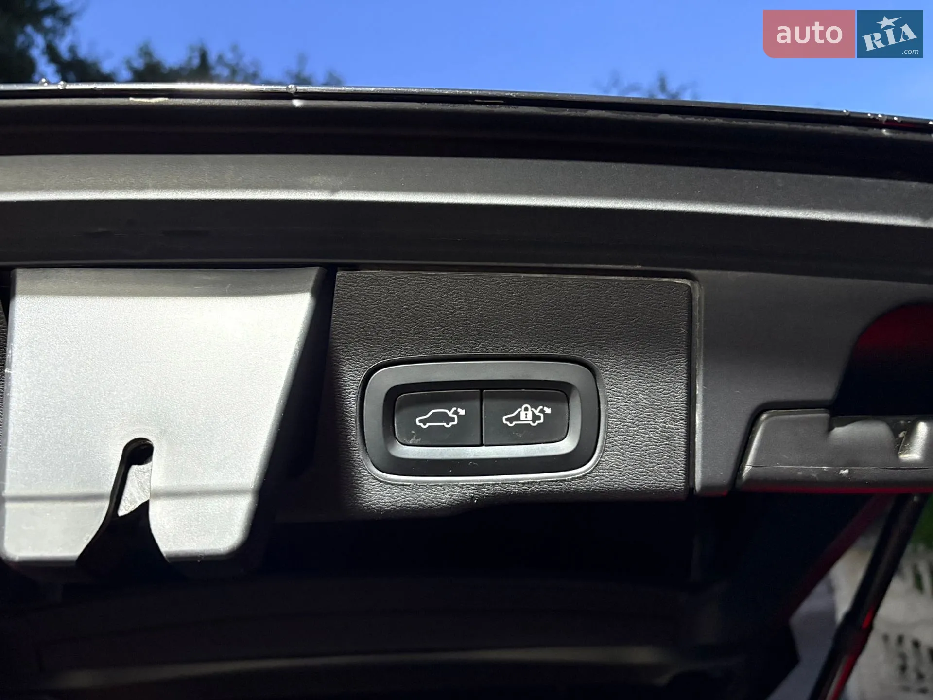 2018 Volvo XC60 - мініатюра 15