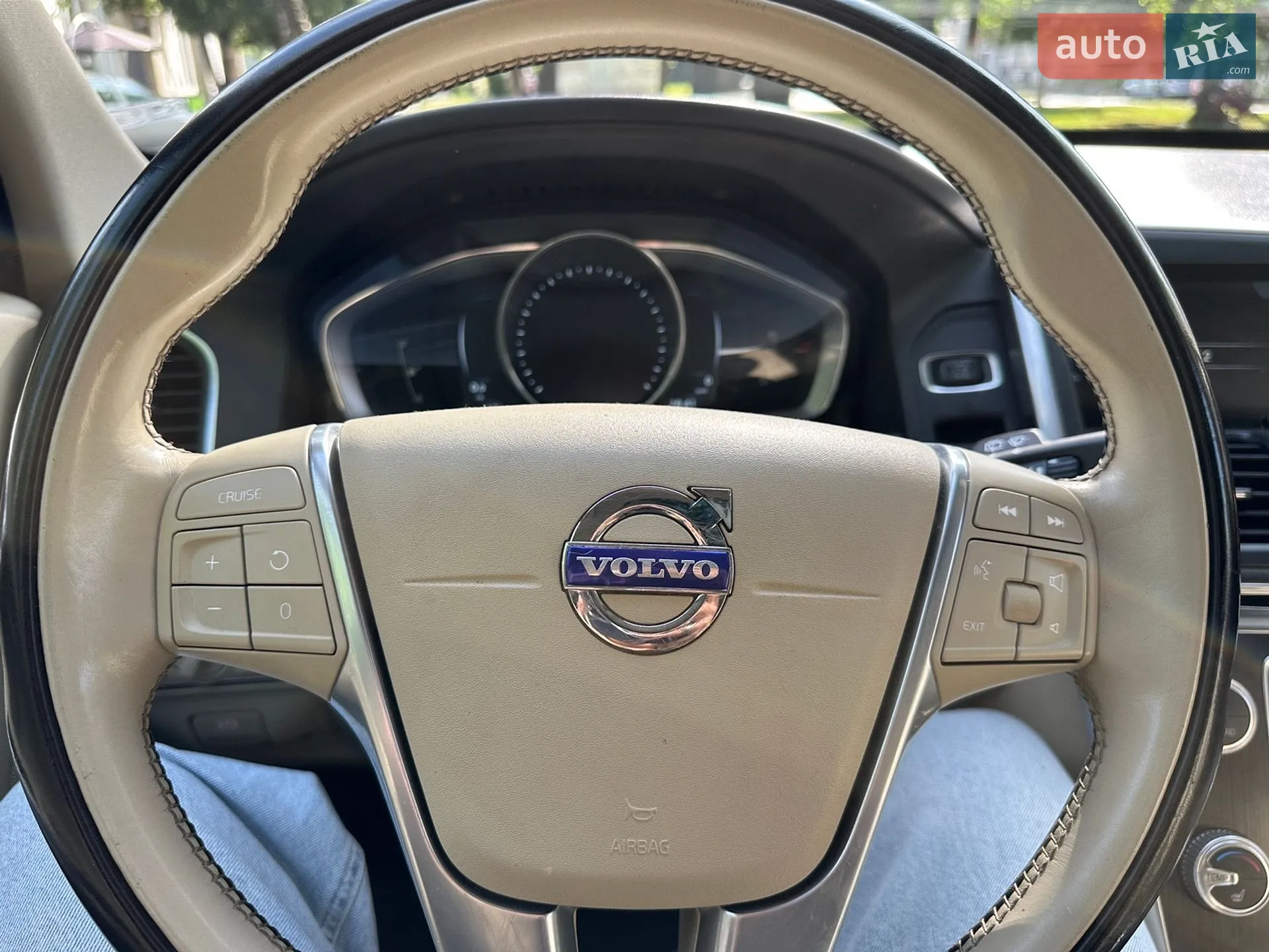 2015 Volvo XC60 - мініатюра 12