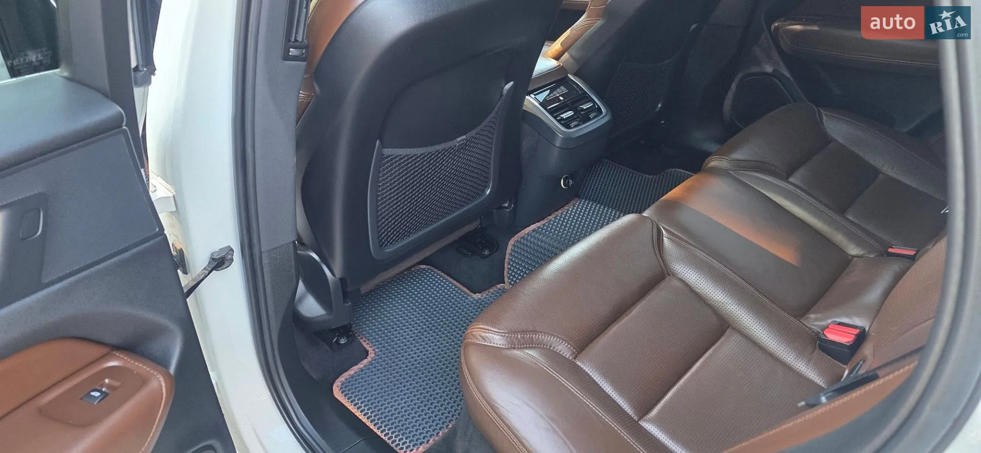 2018 Volvo XC60 - мініатюра 122