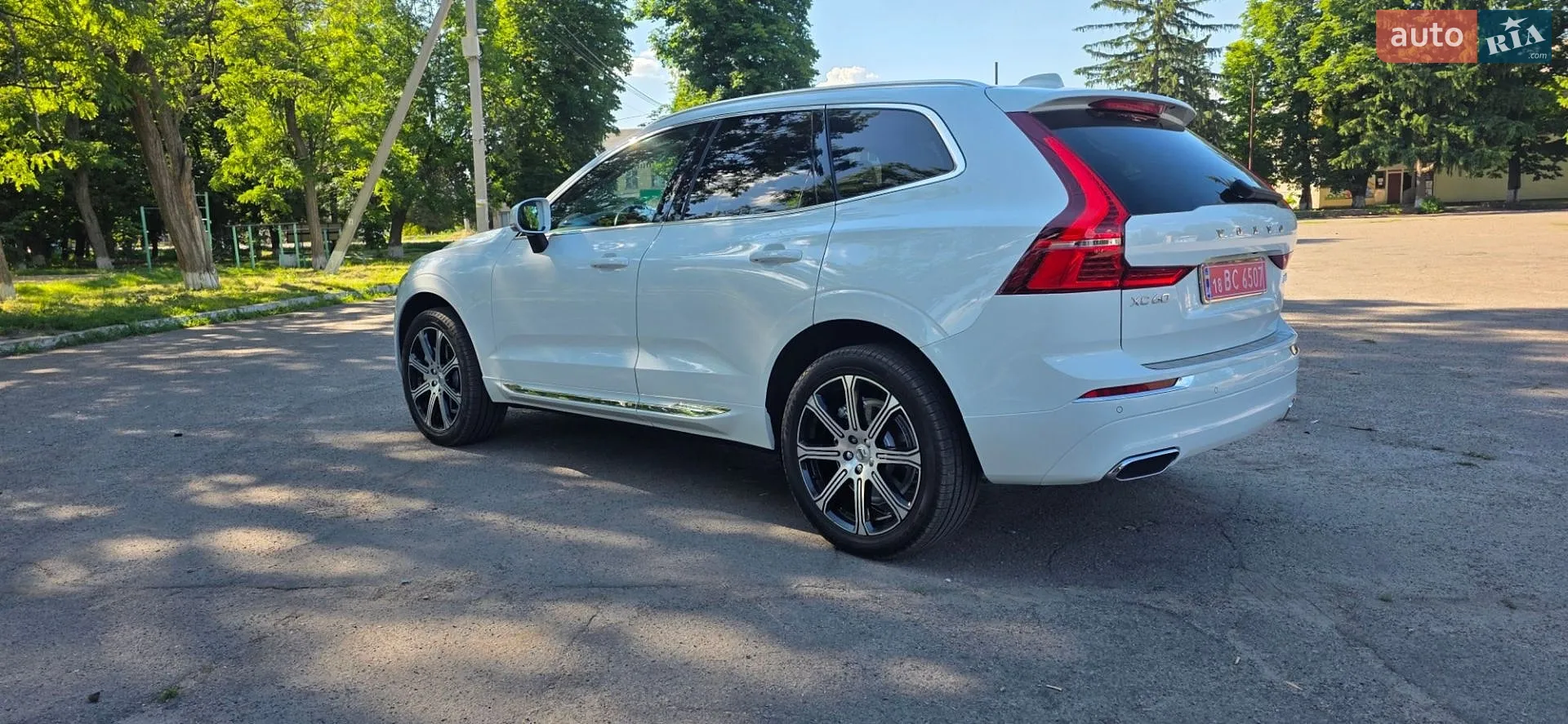 2018 Volvo XC60 - мініатюра 8