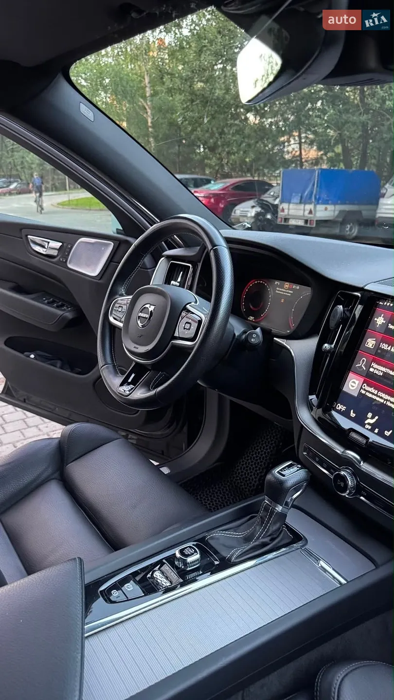 2017 Volvo XC60 - мініатюра 19